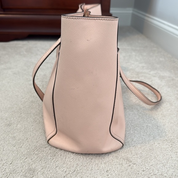 Tory Burch blush pink tote - Picture 5 of 10